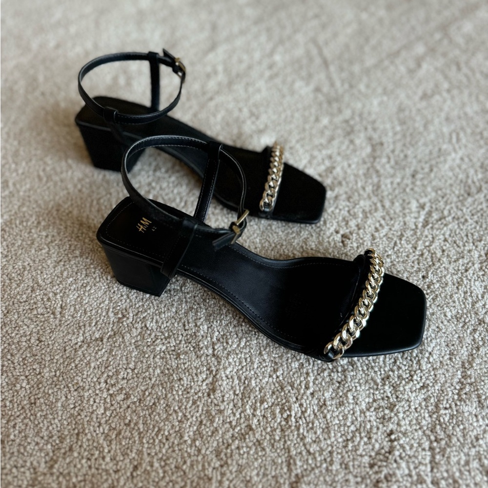 Fashion Nova Heels